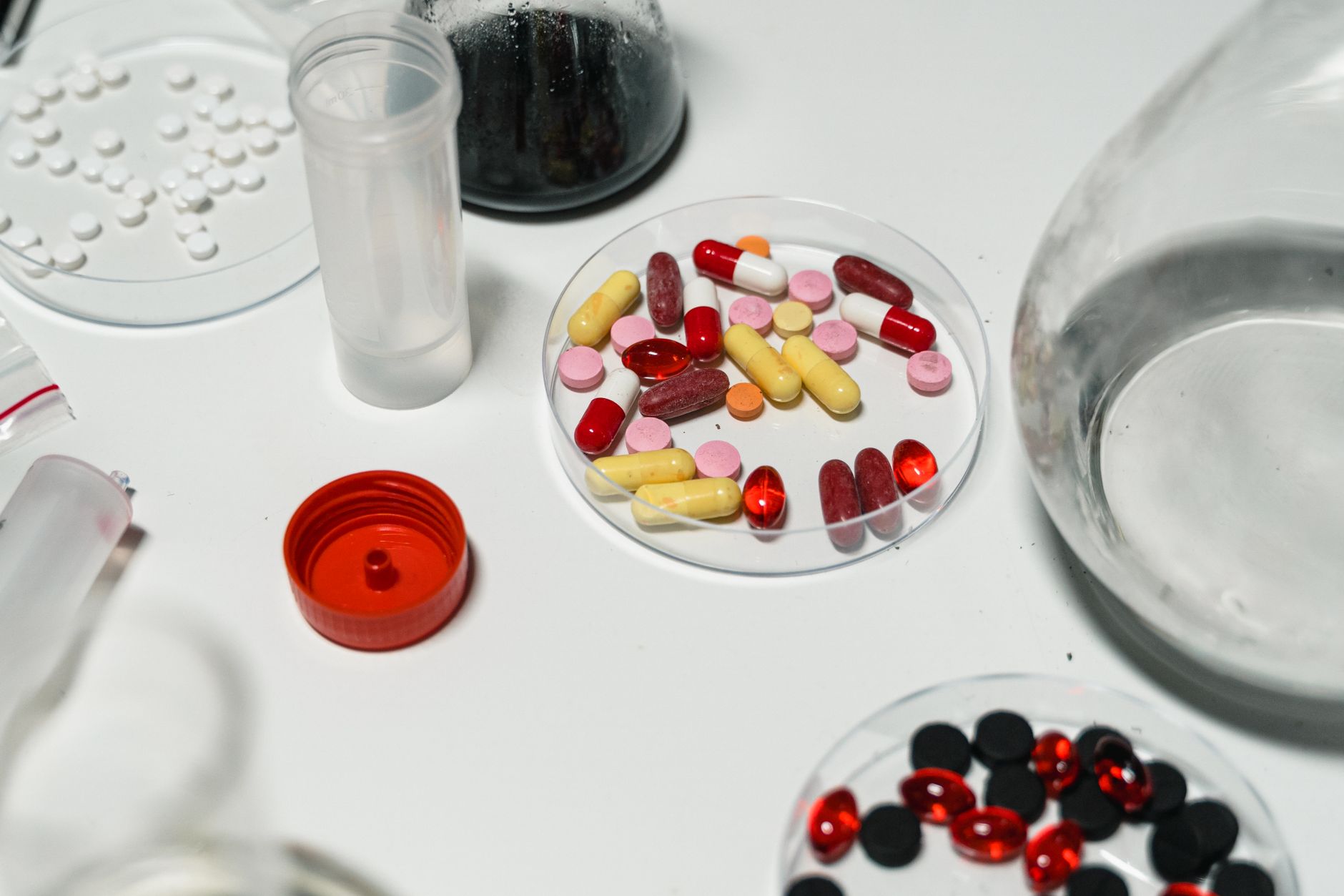 Bristol drug lawsuit and lab test dispute