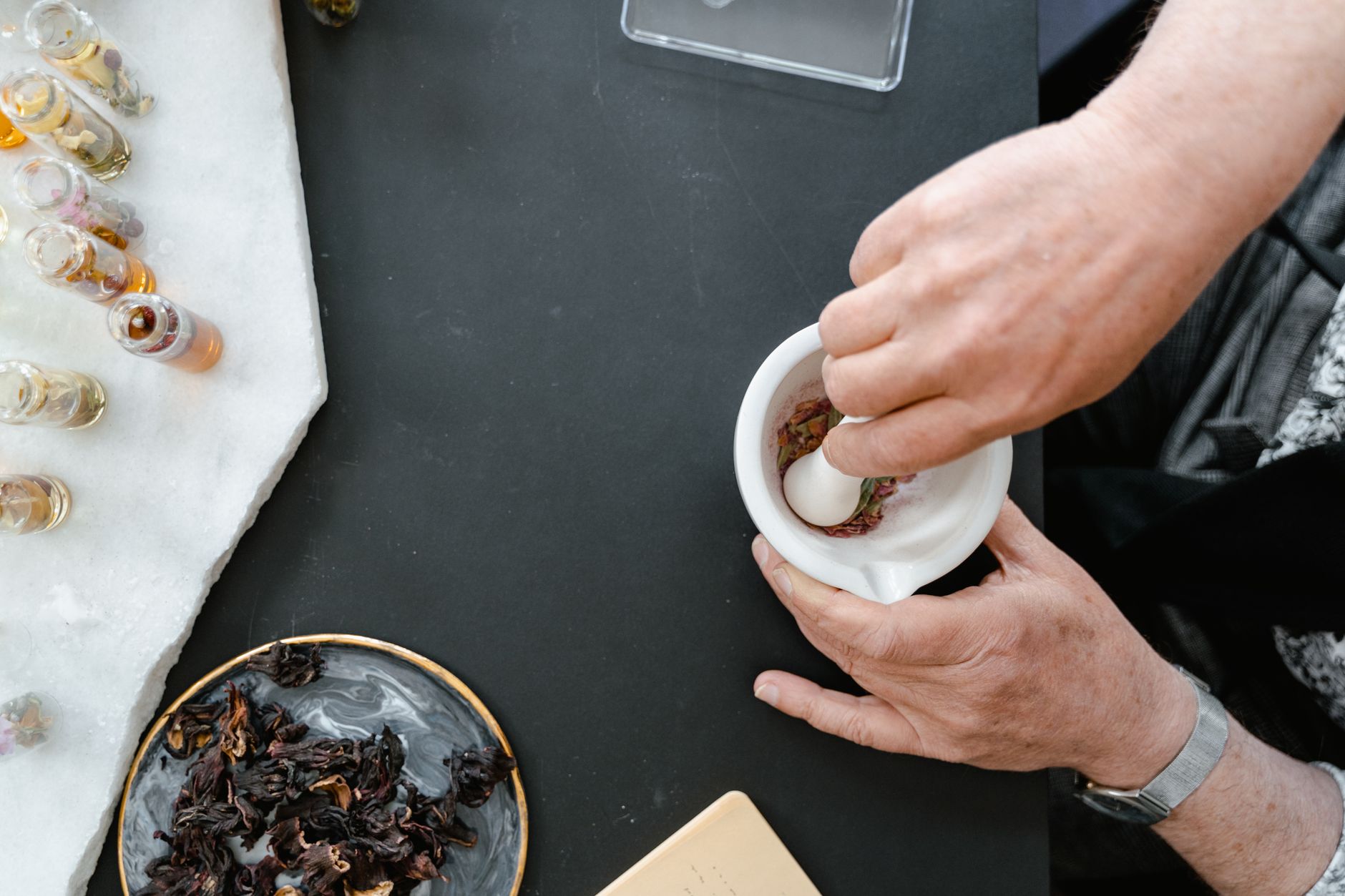 Amouage develops new raw material for Rose d’Oman