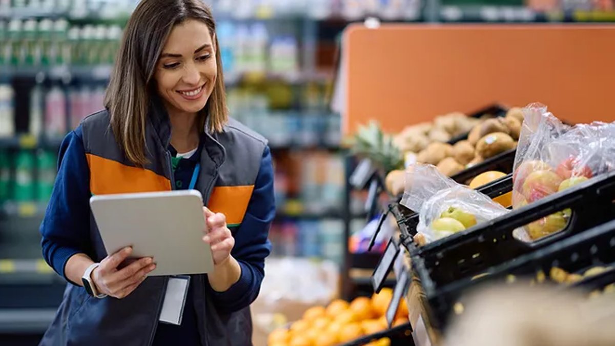 Top retailers approach self service differently - self service