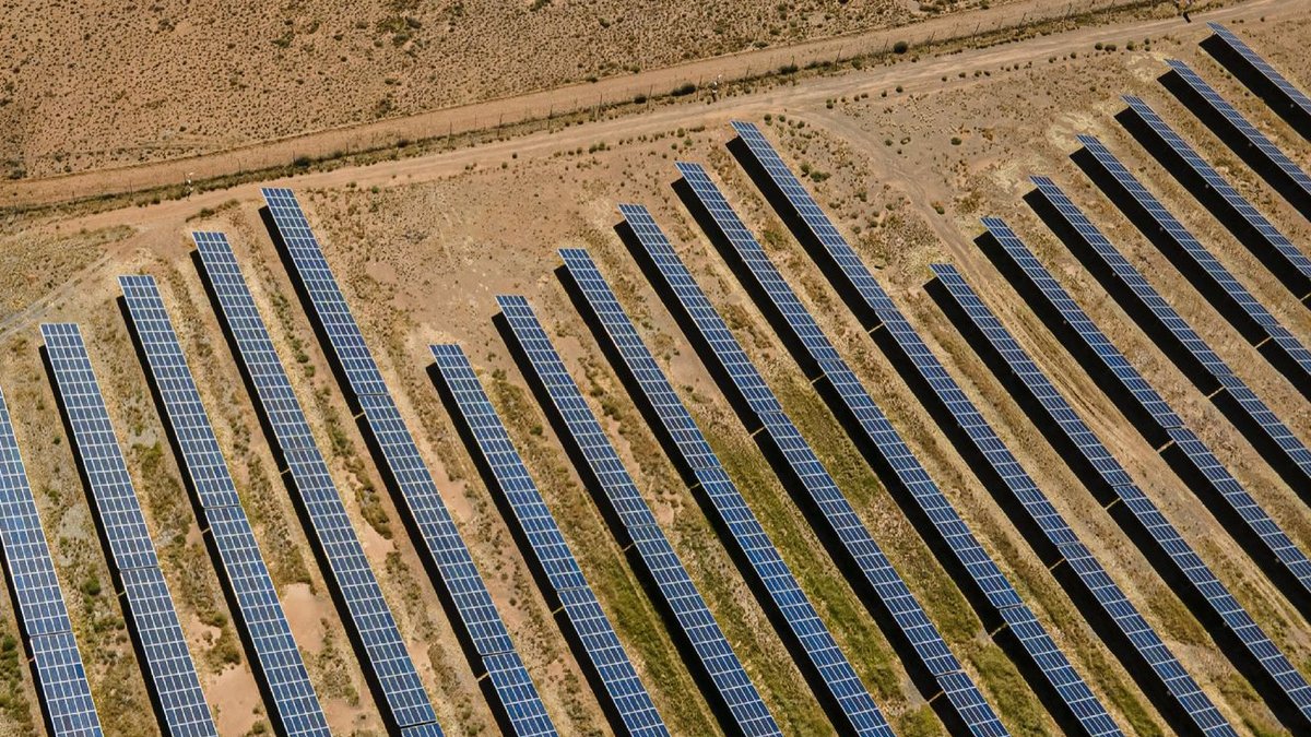 Canada's $430B investment portfolio spans energy, mining and tech Canada's $430B investment portfolio spans energy, mining and tech - canada investment portfolio