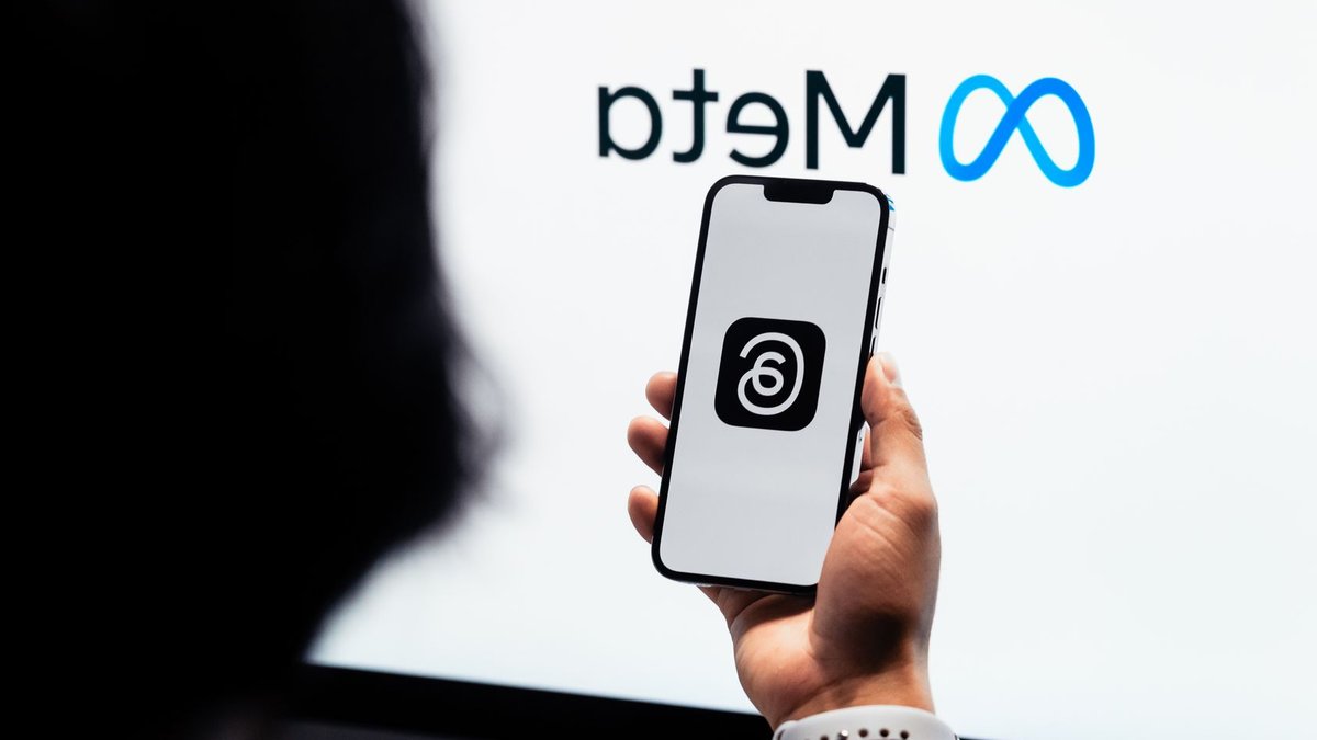 Amazon blocks Meta AI shopping assistant Amazon blocks Meta AI shopping assistant - meta ai