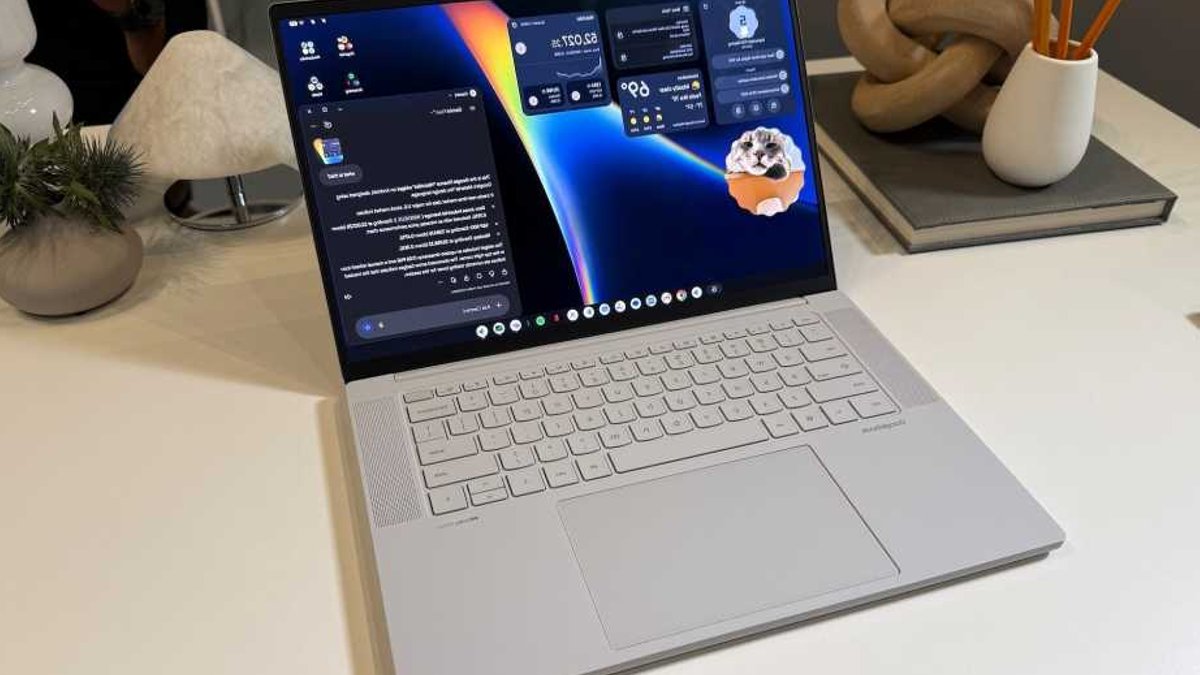 Googlebooks laptops prioritize Linux VMs over AI tools Googlebooks laptops prioritize Linux VMs over AI tools - linux vms