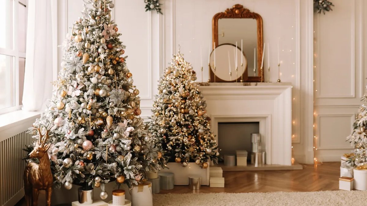 Balsam Hill Christmas trees on sale today - balsam hill