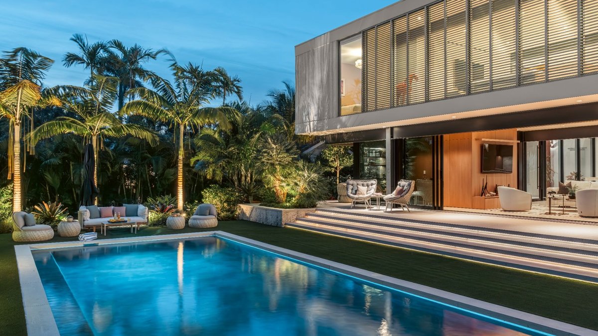 Florida home revives Rudolph’s tropical modernism with smart updates - paul rudolph house