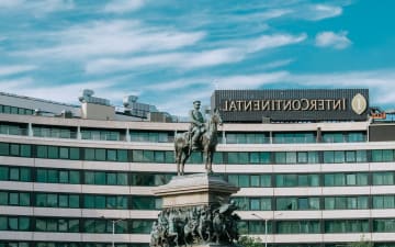 2027 Hotel Playbook: Invest with Purpose Operate with Discipline