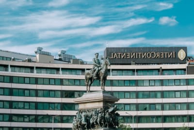 2027 Hotel Playbook: Invest with Purpose Operate with Discipline