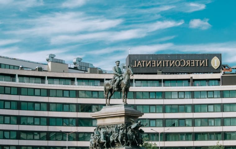 2027 Hotel Playbook: Invest with Purpose Operate with Discipline