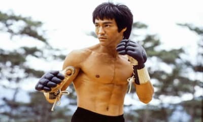 5 ejercicios abdominales básicos de Bruce Lee