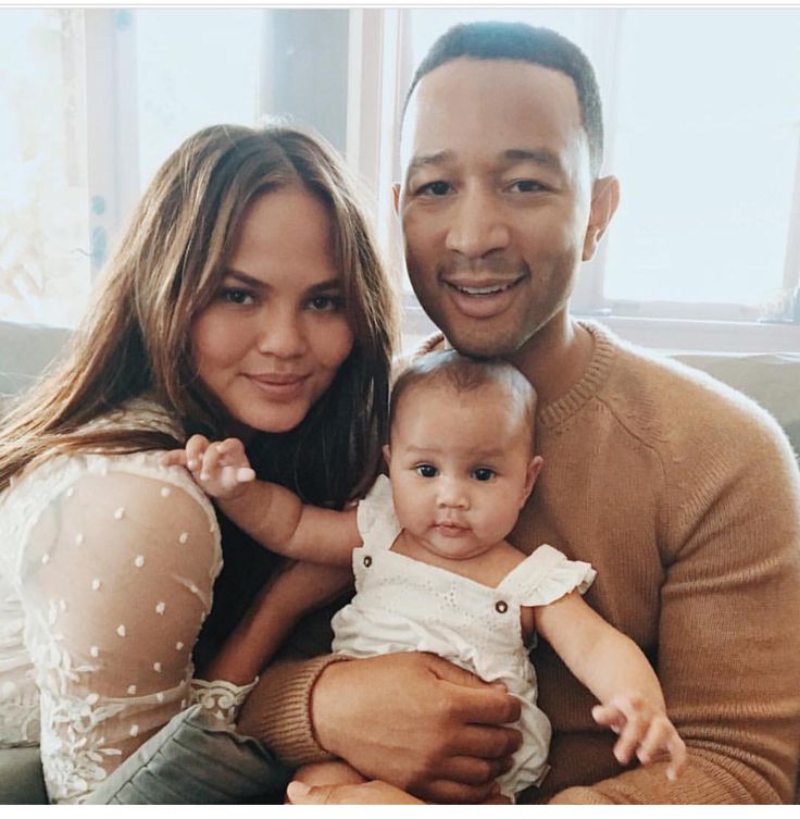 Chrissy Teigen And John Legend Are Having Another Baby, And They Announced  It In The Cutest Way Ever - Blavity News