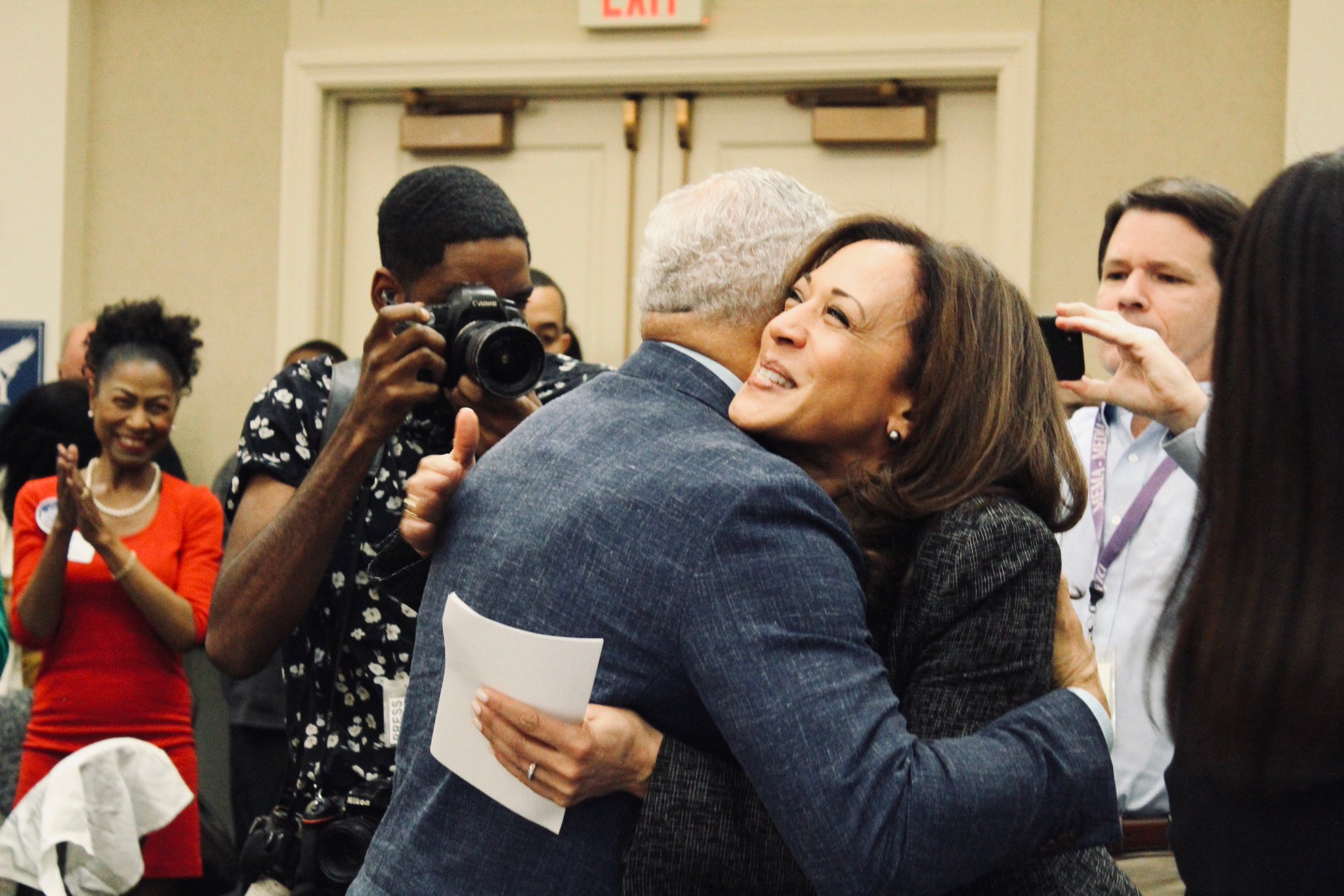 Senator Kamala Harris Could Enter 2020 Presidential Race As Early As MLK Day