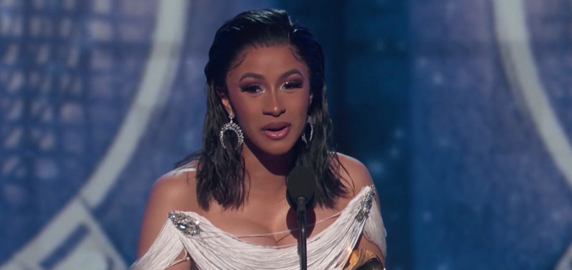 A Nervous Cardi B Said 'Maybe I Need To Start Smoking Weed' While Accepting Her First Grammy And It Doesn't Get Any Purer