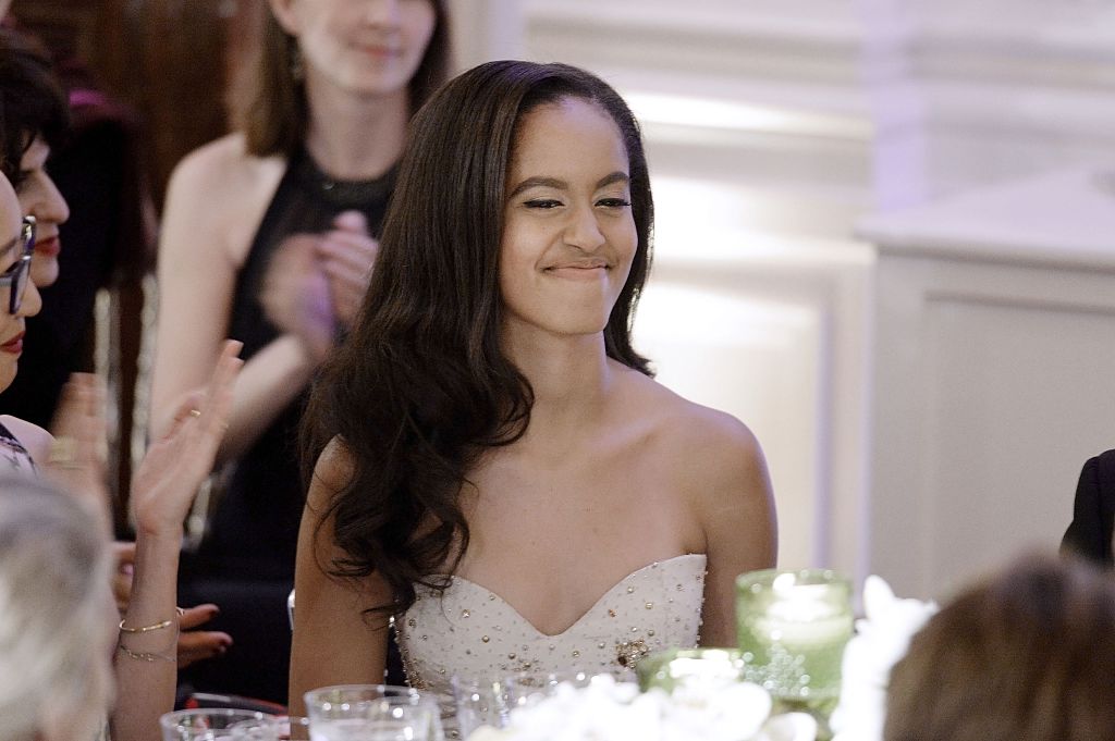 The Daily Mail Tried Wagging Its Finger At Malia Obama For Sipping Rose And The Twitterverse Said Don't Even