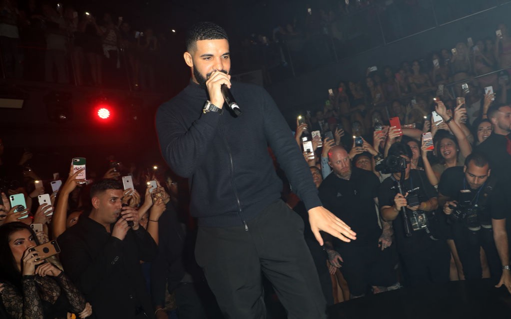 Drake Has Stopped Performing His Song Featuring Michael Jackson's Vocals