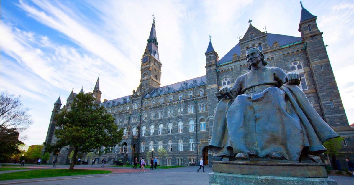 Georgetown University Students Believe The School Owes Reparations To Slavery Descendants