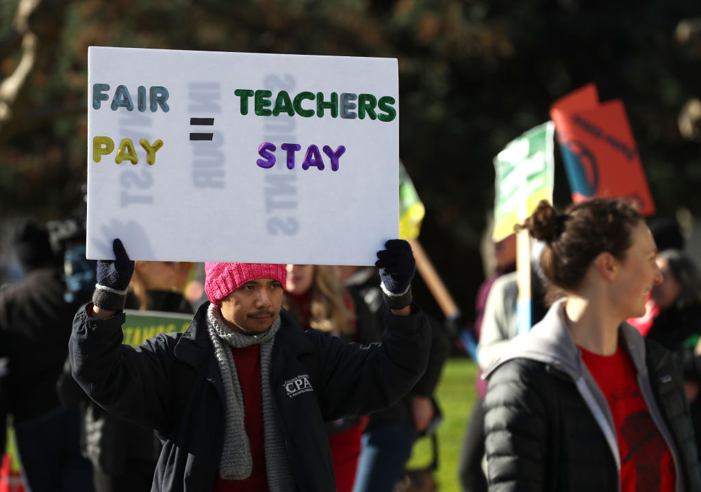 Nearly 3,000 South Carolina Teachers Have Registered On Facebook To Walkout In Demand Of More Funds For Education