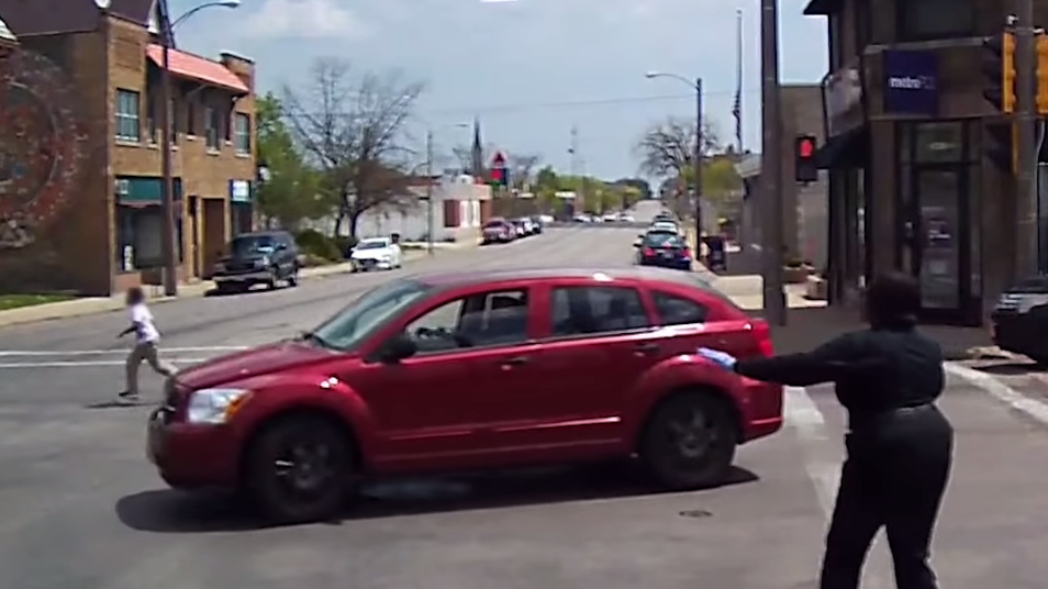 Milwaukee Bus Driver Hailed As A Hero After Saving A Disabled Boy From Wandering Into Traffic