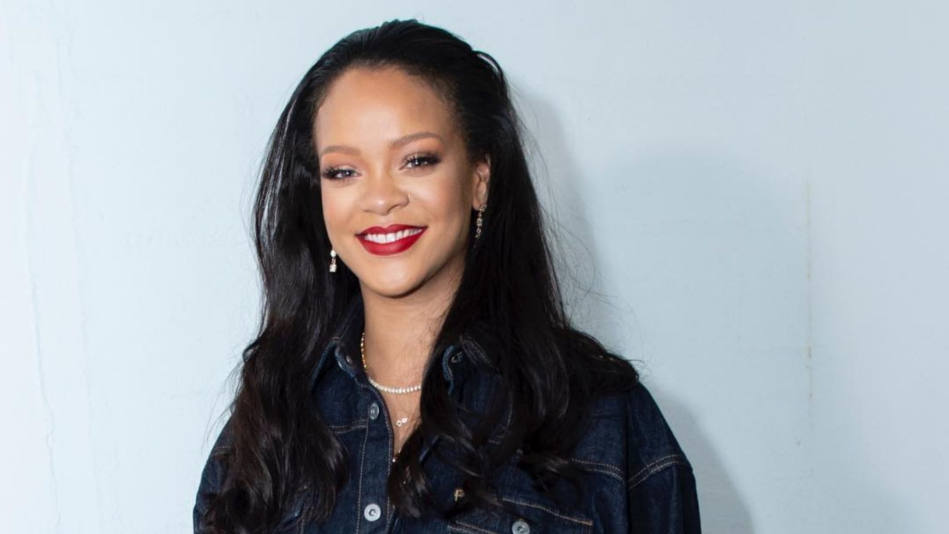 Rihanna Implores Her 72 Million Followers To Learn More About The Ongoing Strife In Sudan