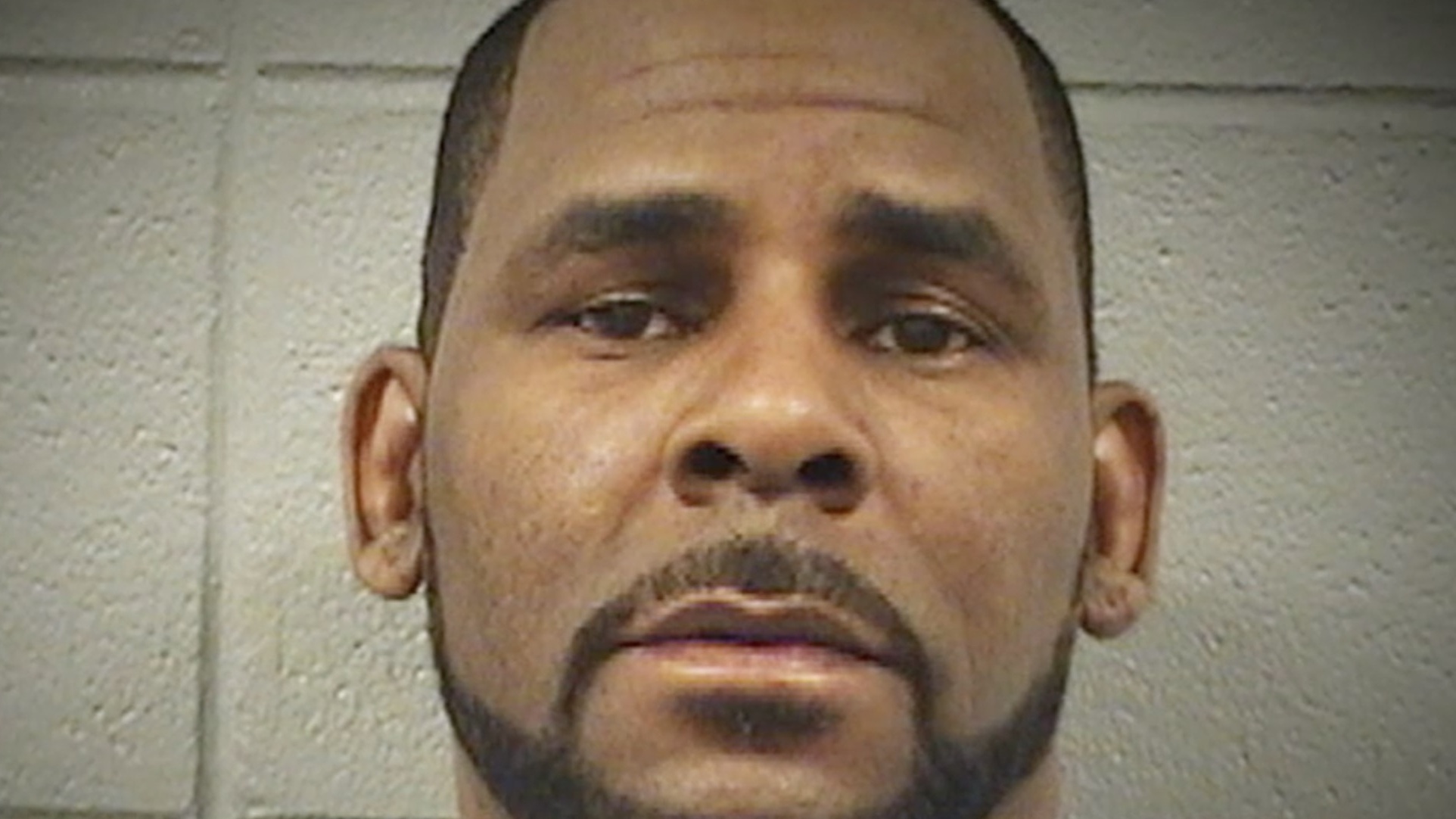 R. Kelly Detained In Chicago On Federal Sex Trafficking Charges