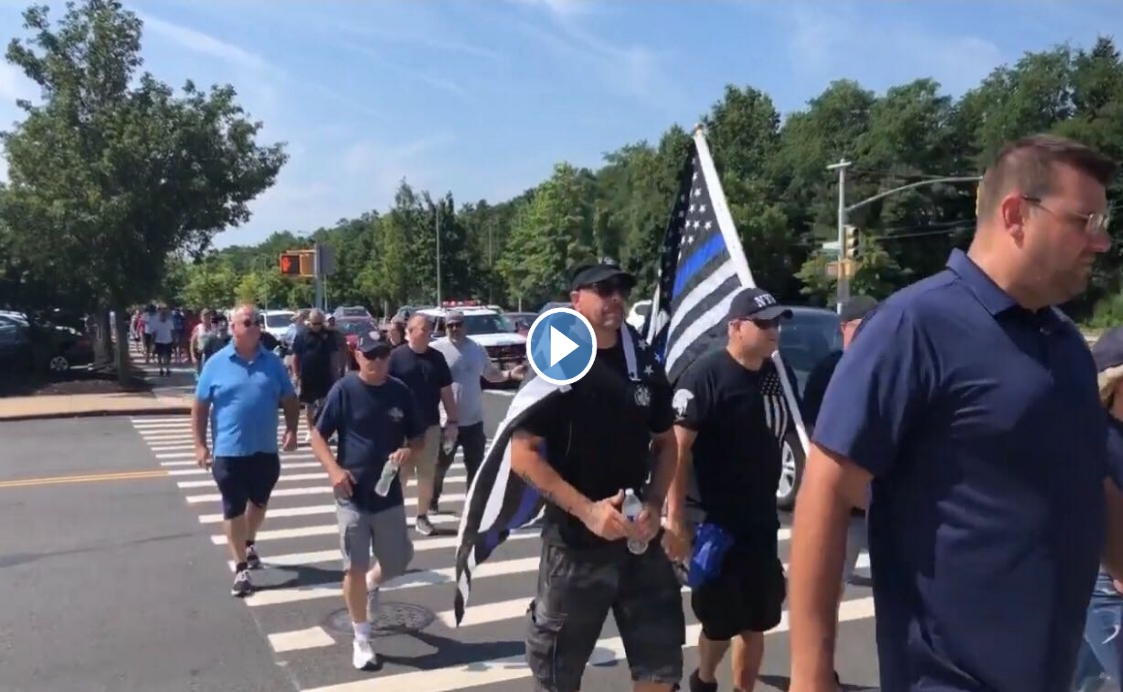 NYPD Officers Held A ‘Blue Lives Matter’ March In Defense Of Officer Who Killed Eric Garner