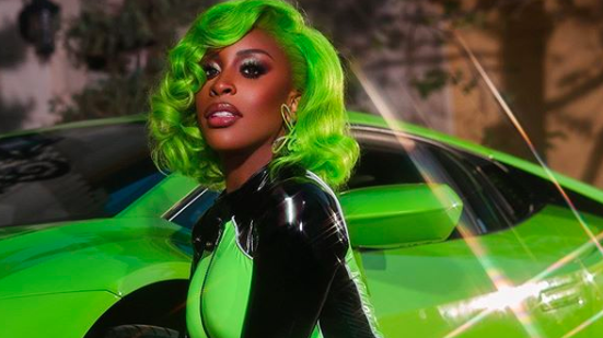 Beauty Influencer Jackie Aina Pays Homage To Lil Kim, Foxy Brown In New Anastasia Beverly Hills Campaign