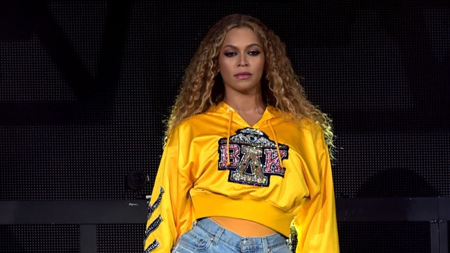 Do You Know Your 'A-Bey-Cs'? Dictionary.com Is Celebrating Beyoncé's Birthday With Her Very Own Beyctionary Because Of Course