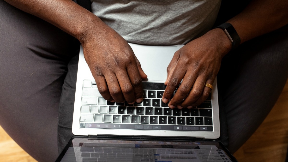 Kenyan College Grads Are Getting Paid $1 To Write Essays For Cheating University Students