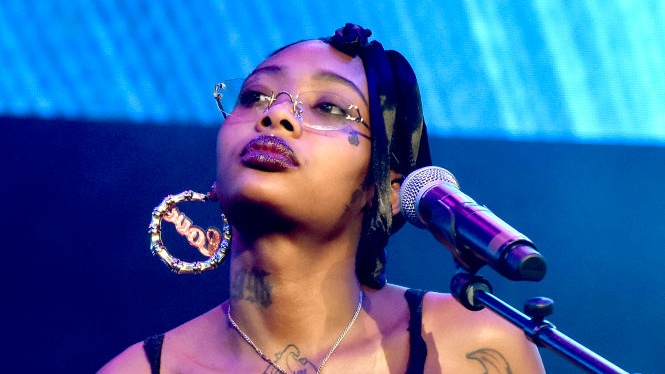 Summer Walker Is 'Over It': R&B Singer Pens Message To The Black Women Criticizing Her Locs