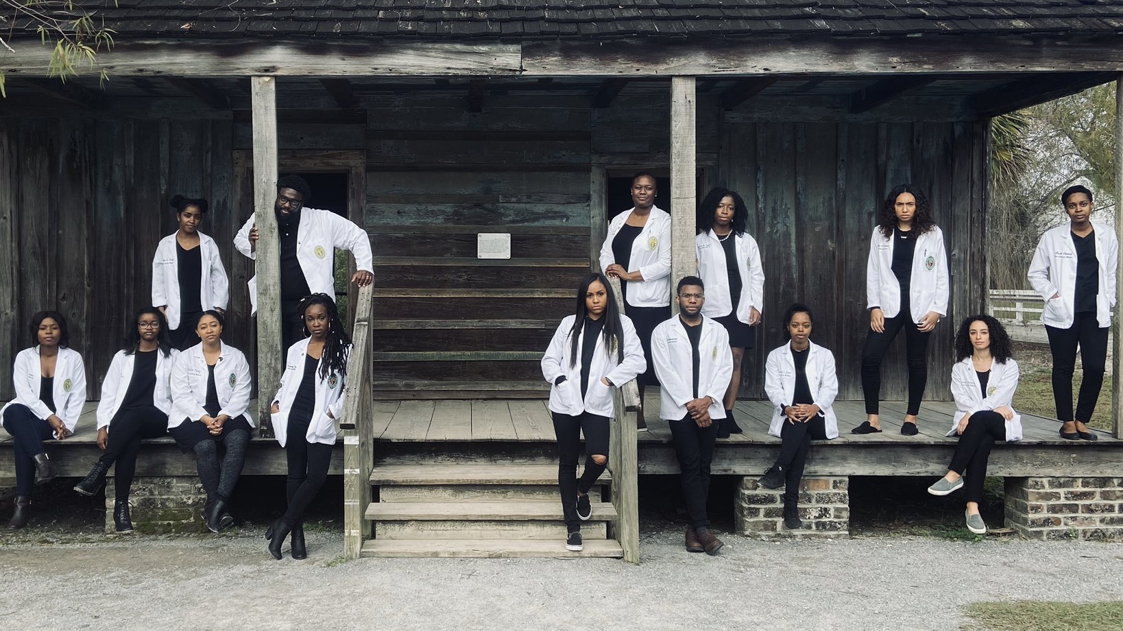 Black Medical Students Donning Their White Coats Pose In Front Of Louisiana Slave House, Honoring Their Ancestors