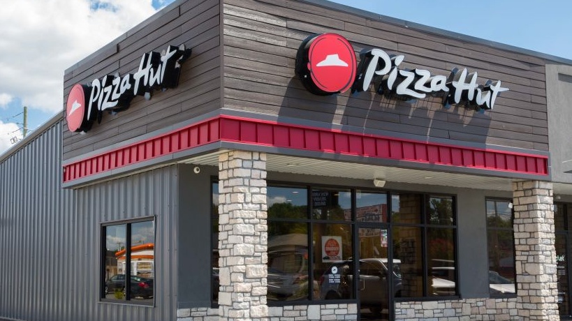 Kentucky Pizza Delivery Driver Goes On Racist Tirade, Tells Customer She Should Be ‘Hung’ Over Tip