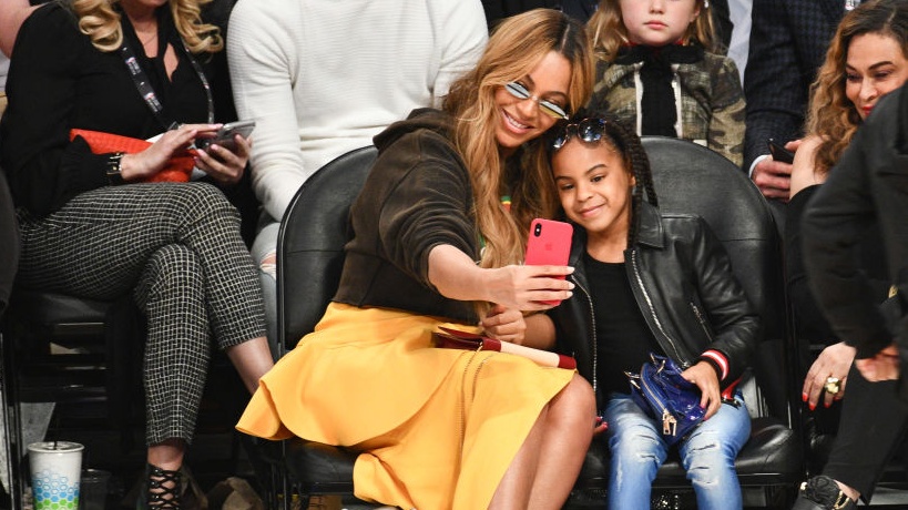 Black Women Change Profile Pic To Childhood Photos Of Themselves In Support Of Blue Ivy