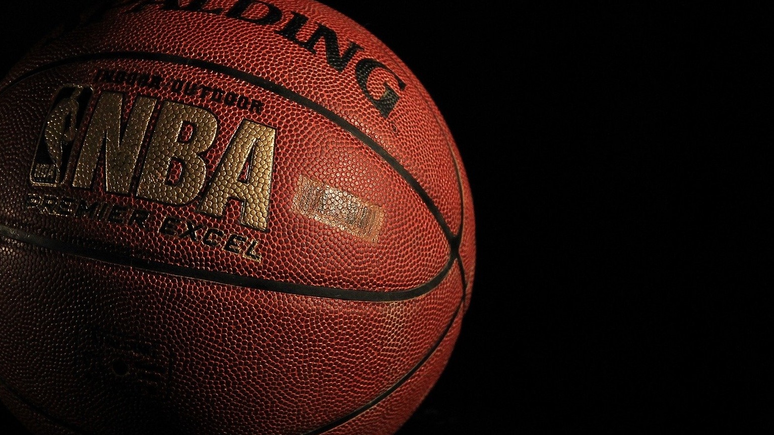 Kentucky High School Basketball Coach Finds Racial Slur Drawn On His Car After A Game