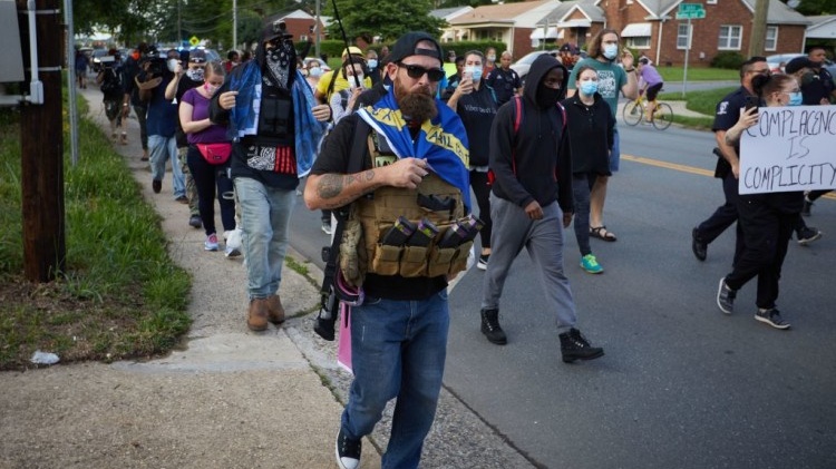 White Supremacists Are Infiltrating George Floyd Protests In Hopes Of Sparking A Civil War