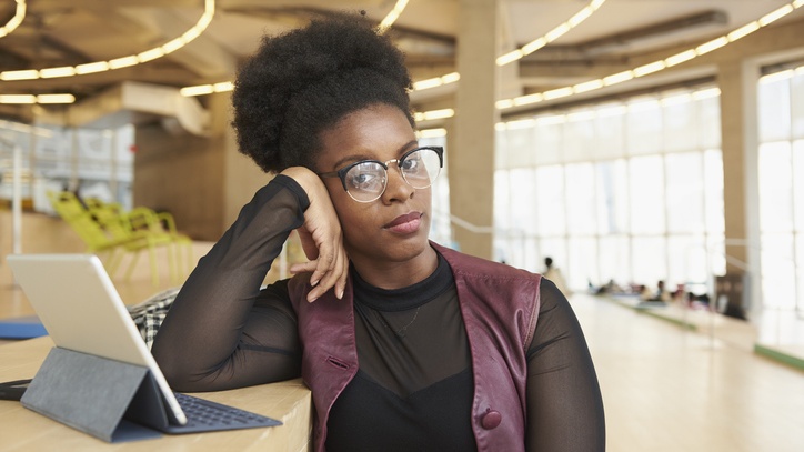 Black Women With Natural Hairstyles Are Perceived As Less Professional, Study Finds