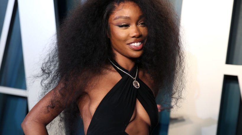 SZA Tweet Ensures Fans Can Simmer Down After #FreeSZA Took Over The Timeline