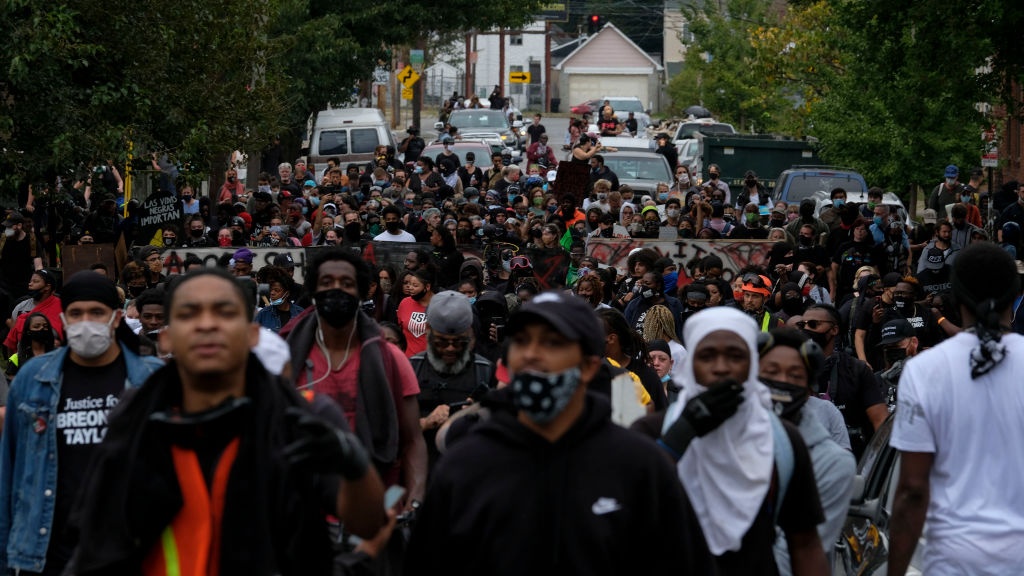 5 Ludicrous Lies Being Pushed About The Black Lives Matter Movement