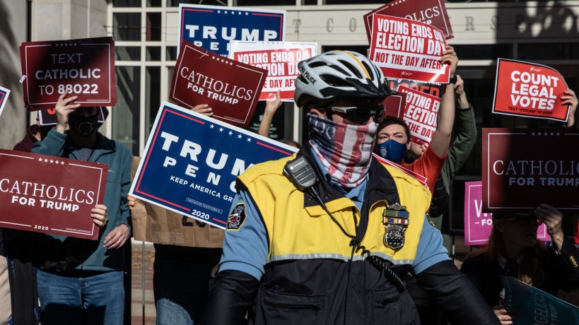 Detroit Trump Supporters Swarmed A Building To Demand Poll Workers ‘Stop The Vote’