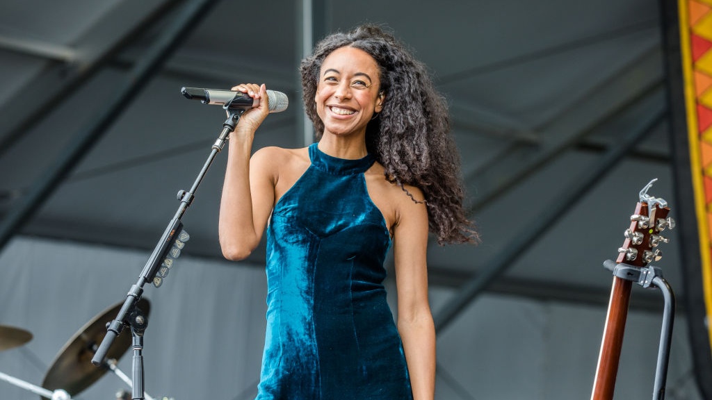 Wild Billboard Headline Puts Twitterverse In A Tizzy And Revives Standom For Corinne Bailey Rae