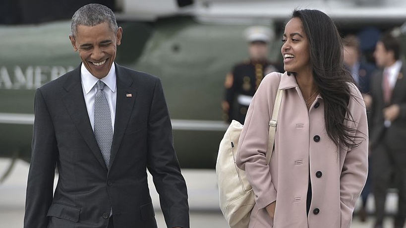 Barack Obama Is Also Teaching Malia’s Boyfriend, Who's Quarantining With The Former First Family, How To Play Spades