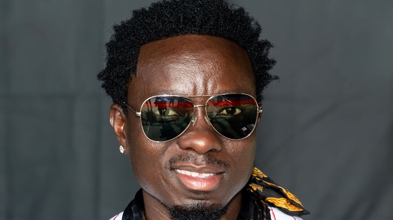 Comedian Michael Blackson proposes to girlfriend