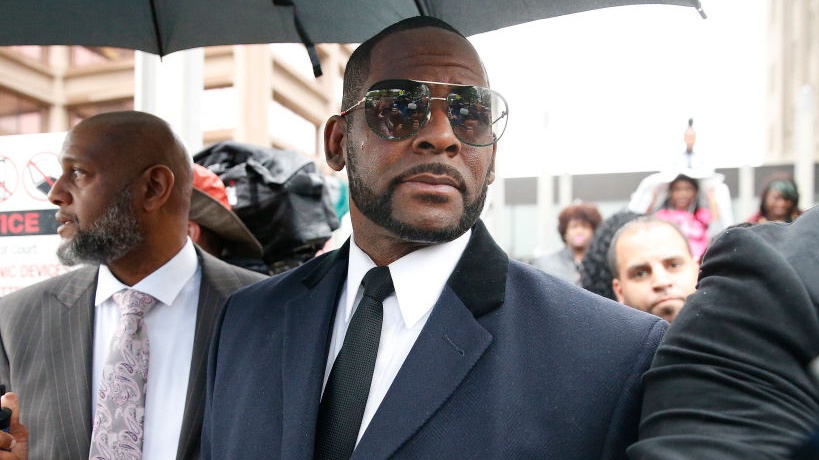 R. Kelly Accused Of Using Blackmail To Control Alleged Victims