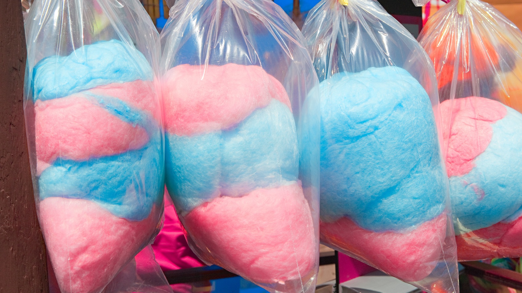 Toddler Tries Cotton Candy For The First Time And Her Reaction Will Melt Your Heart