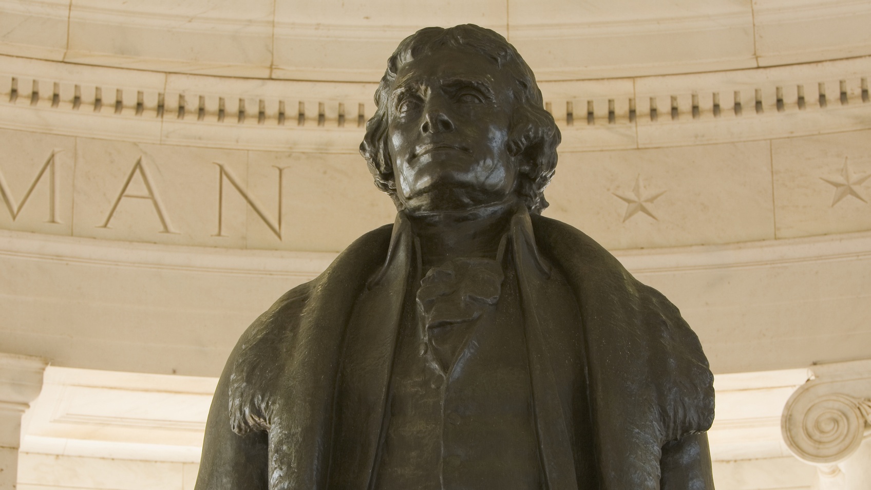 Thomas Jefferson Statue Removed From New York City Hall After Controversy Over His Ownership Of Slaves