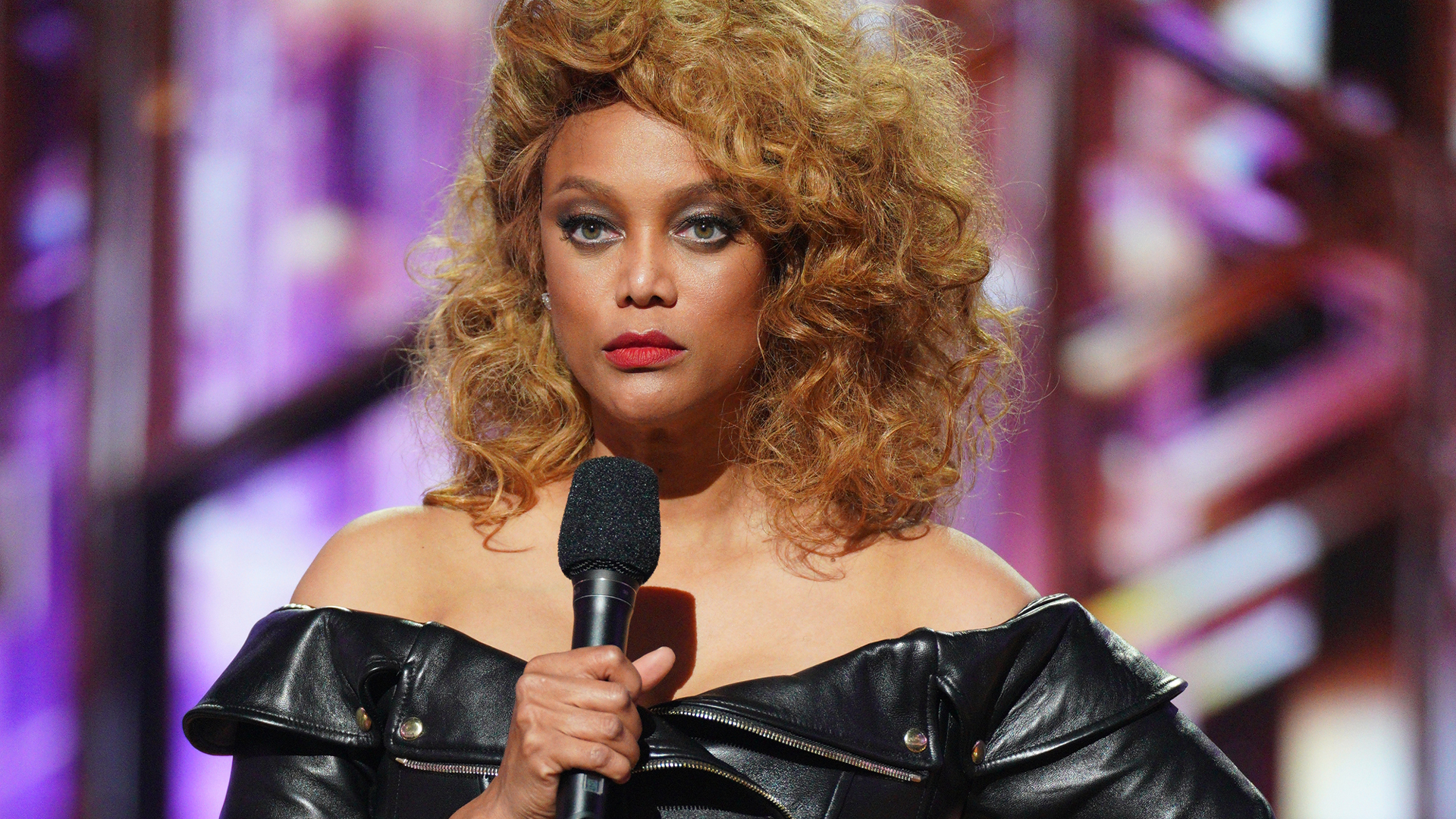 Tyra Banks Questioned By Twitter Over Her Treatment Of 'America's Next Top Model' Contestants