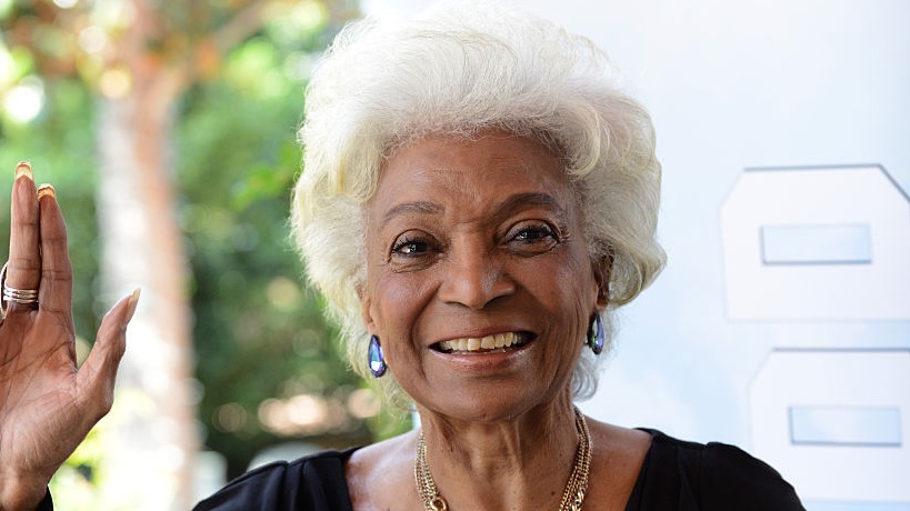 Star Trek Icon Nichelle Nichols Honored With NASA Achievement Medal At Los Angeles Comic-Con