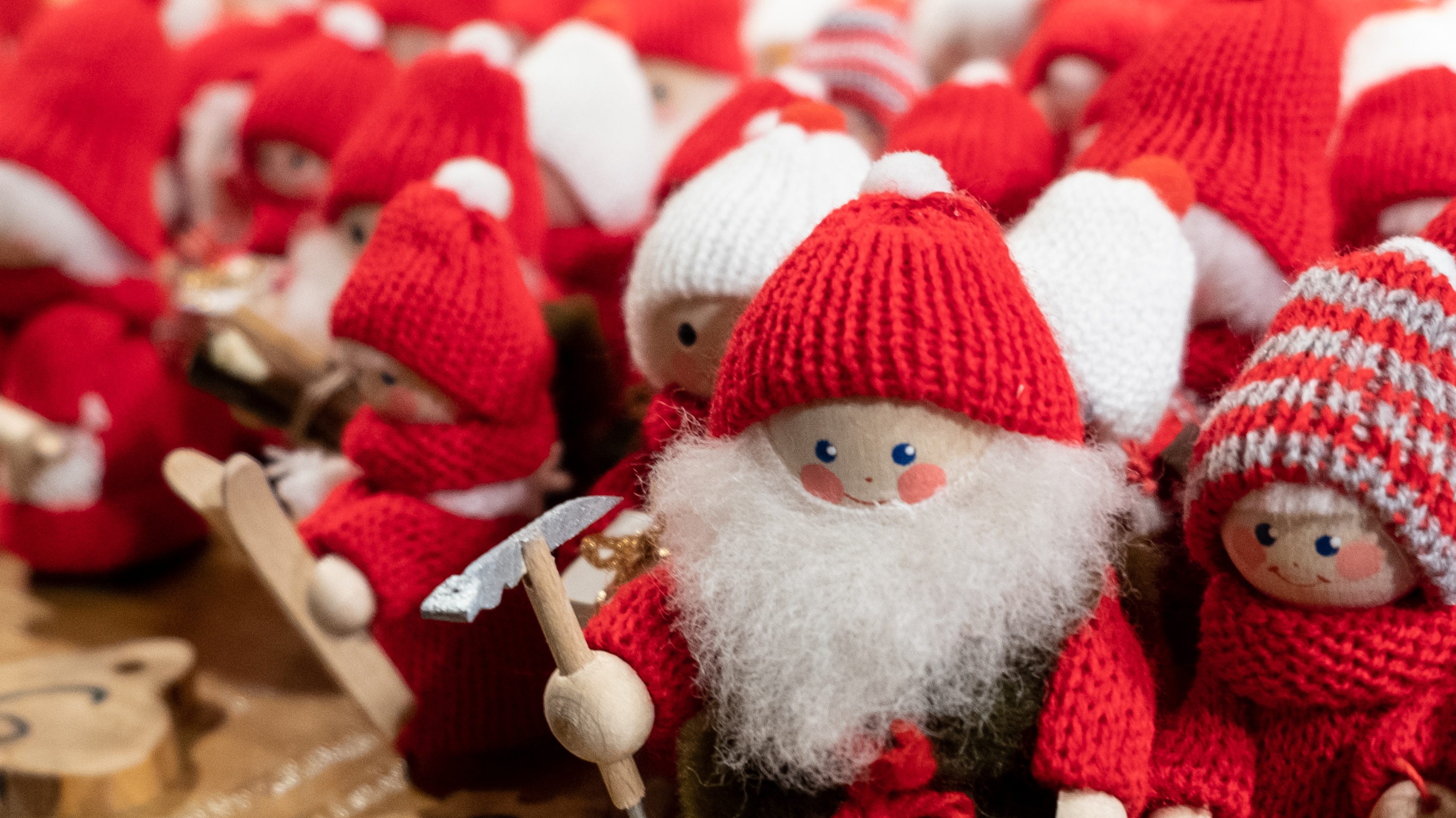 Black Woman Has Spectacular Collection Of Black Santas She's Collected For More Than 20 Years