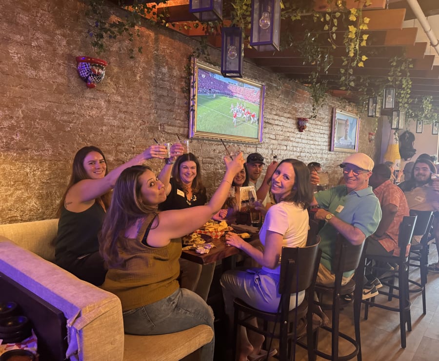 A full room at a Mingle Denver event