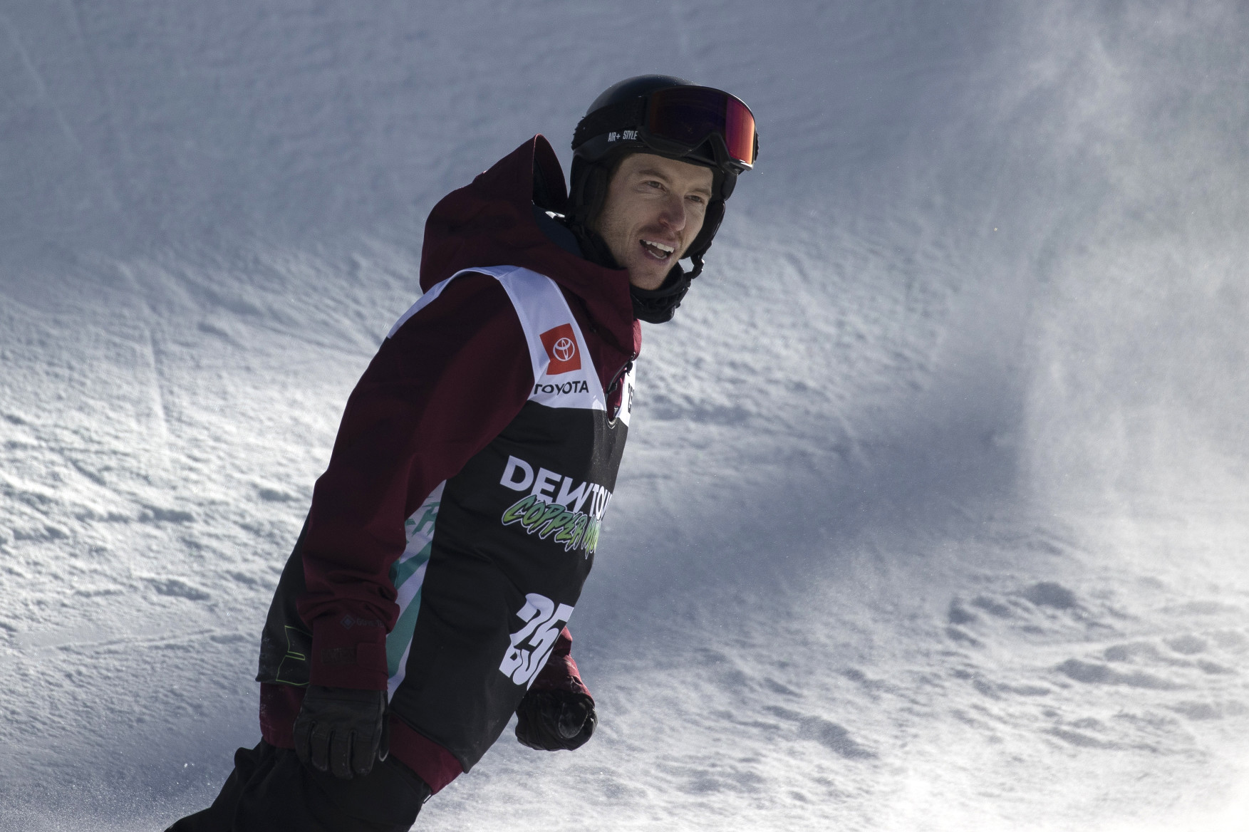 Shaun White named to fifth Olympic team as oldest ever US halfpipe