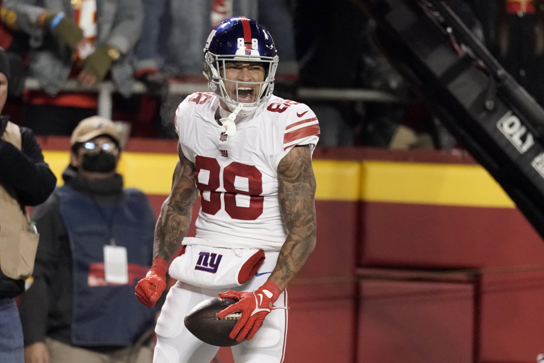 Former Giants exec: Jaguars TE Evan Engram deserves big-money deal