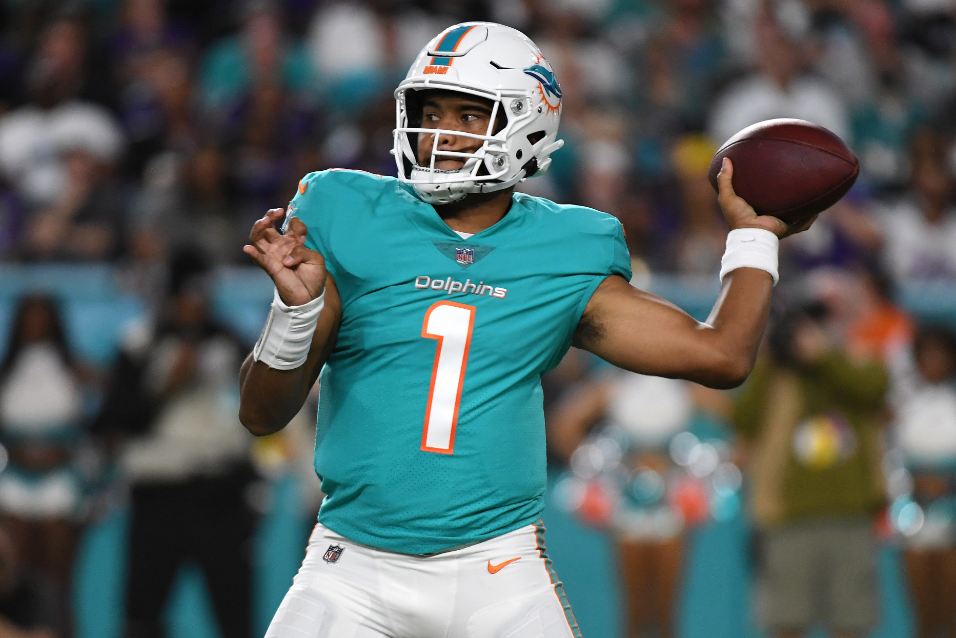 Lamar Jackson, Ravens Struggle Mightily in 22-10 Loss to Dolphins on TNF, News, Scores, Highlights, Stats, and Rumors