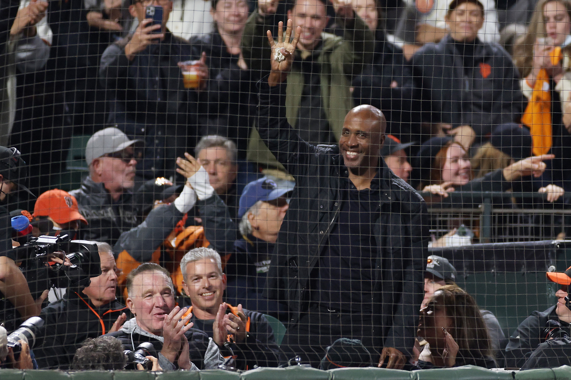 8 Wild Barry Bonds Stats After MLB Legend Was Snubbed by Baseball